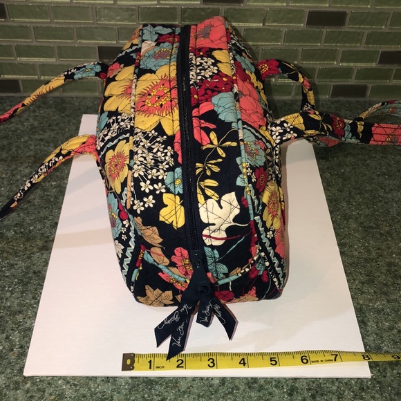 Vera Bradley Bag - Picture 7 of 8